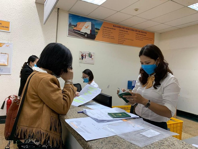 Số lượng hồ sơ làm thủ tục chứng nhận lãnh sự tăng đột biến ảnh 1