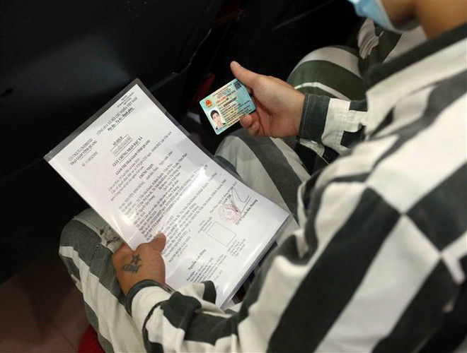 Phó Thủ tướng dự Lễ công bố quyết định đặc xá tại Trại giam Vĩnh Quang ảnh 2