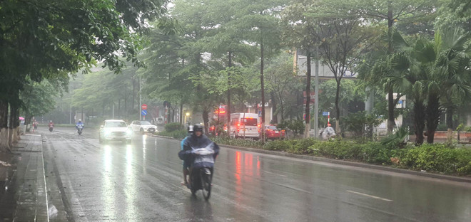 Ảnh hưởng của không khí lạnh, khu vực Bắc Bộ mưa dông rải rác ảnh 1