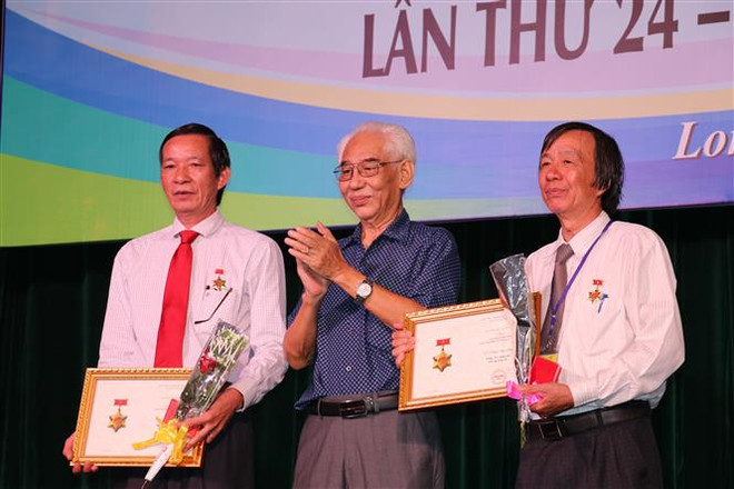 Vĩnh biệt nguyên Chủ tịch Hội Mỹ thuật Việt Nam Trần Khánh Chương ảnh 1