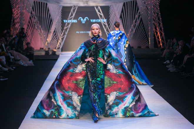 Cả đại dương dậy sóng trên sàn diễn bộ sưu tập “Sea Life” ảnh 7