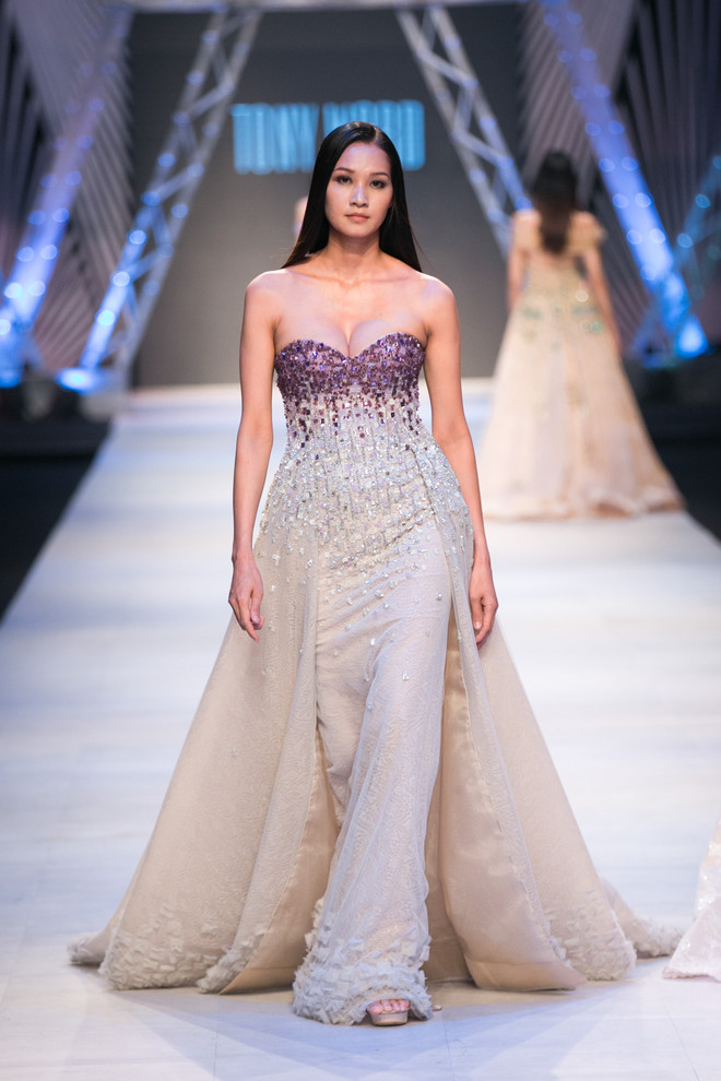 Quyền lực phái đẹp trong bộ sưu tập Houte Couture của Tony Ward ảnh 6