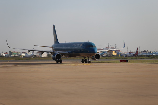 Vietnam Airlines nối lại đường bay quốc tế TP.HCM-Phnom Penh ảnh 1