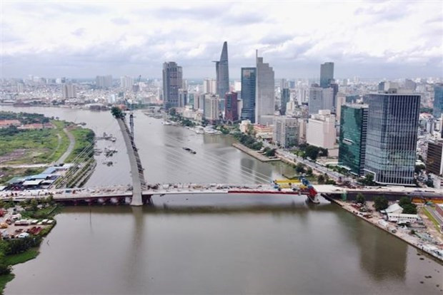 Cầu chính dự án cầu Thủ Thiêm 2. (Ảnh: Trung Tuyến/TTXVN) Bịt lỗ hổng trong đấu giá tài sản, tránh lũng đoạn thị trường ảnh 2