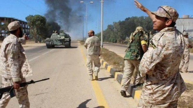 Binh sỹ Libya. (Nguồn: Premium Times) Libya đặt trong tình trạng báo động sau vụ tấn công đẫm máu của IS ảnh 1