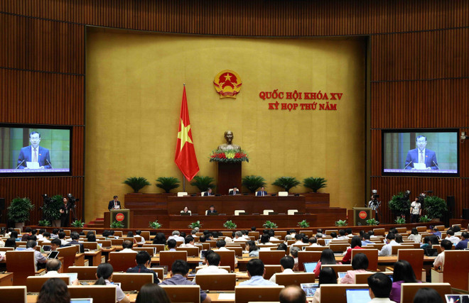 Quang cảnh một phiên họp của Quốc hội tại Kỳ họp thứ 5. (Nguồn: TTXVN) Quốc hội thảo luận về chính sách đặc thù phát triển TP Hồ Chí Minh ảnh 1