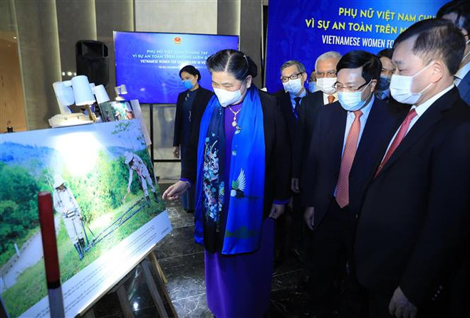 Thúc đẩy chương trình nghị sự toàn cầu về phụ nữ, hòa bình và an ninh ảnh 2