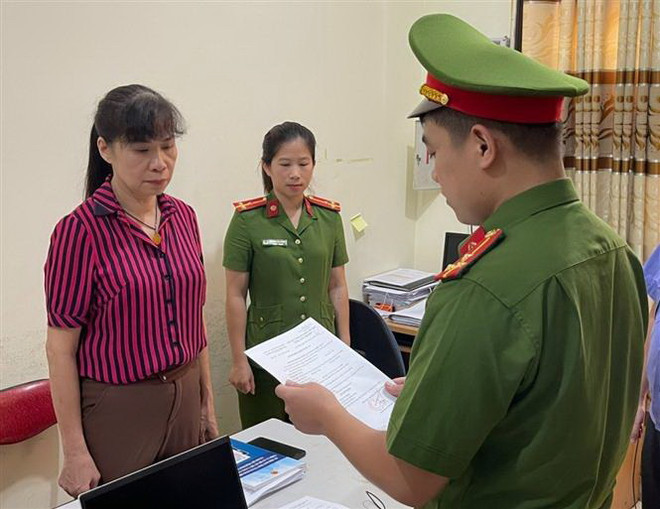 Vụ sạt lở kè làm 3 người chết ở Cao Bằng: Khởi tố thêm 2 cán bộ phường ảnh 1