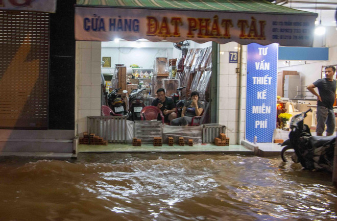 Cần Thơ chủ động có các biện pháp ứng phó với triều cường ảnh 1