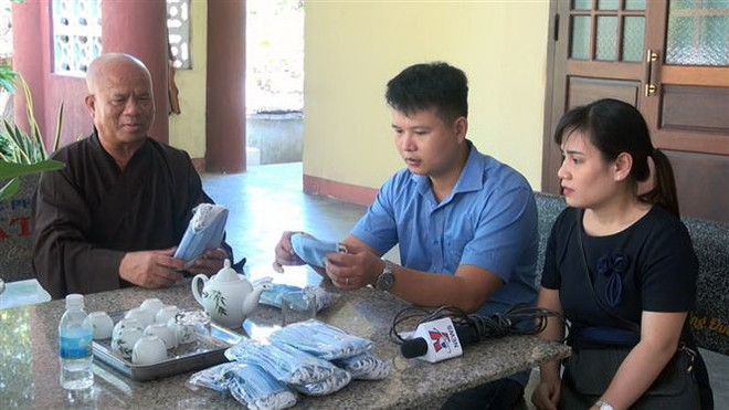 Đề nghị các tổ chức tôn giáo dừng ngay hoạt động tập trung đông người ảnh 1