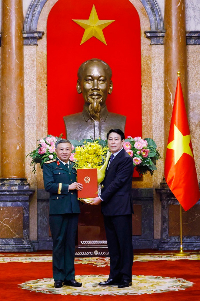 ttxvn_thang quan ham.jpg