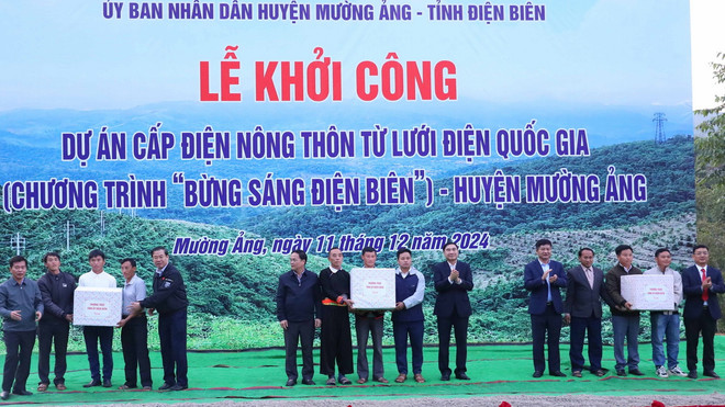 ttxvn_cap dien nong thon 2.jpg