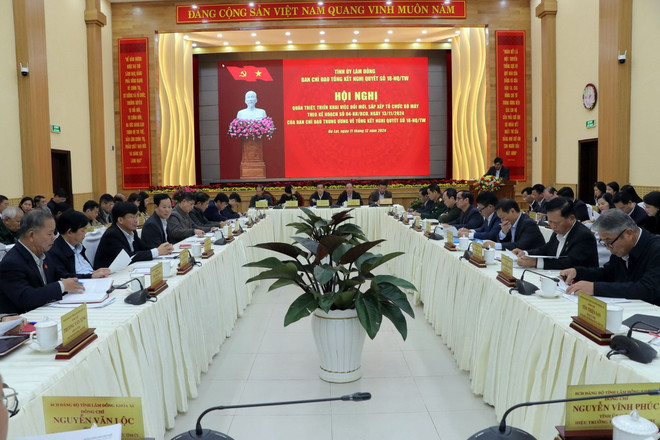 ttxvn_lam dong tinh gon bo may 1.jpg