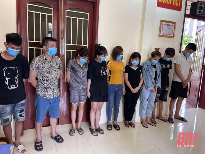 Thanh Hóa: Đình chỉ Chủ tịch xã để kiểm điểm trách nhiệm phòng dịch ảnh 1