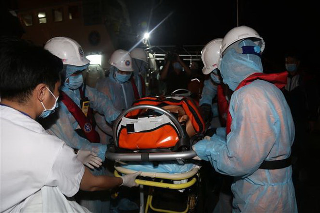 Khánh Hòa: Đưa một thuyền viên người Philippines vào bờ an toàn ảnh 1