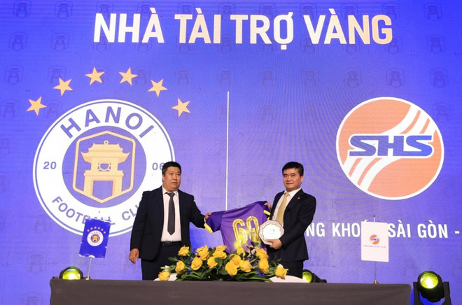 SHS tài trợ 10 tỷ đồng cho Hà Nội FC mùa giải 2023-2024 ảnh 1