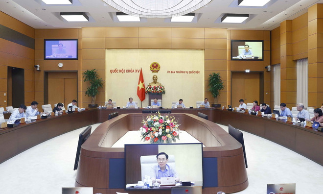 Một phiên họp của Ủy ban Thường vụ Quốc hội. (Nguồn: TTXVN) Tổ chức hội nghị triển khai Chương trình giám sát của Quốc hội ảnh 1