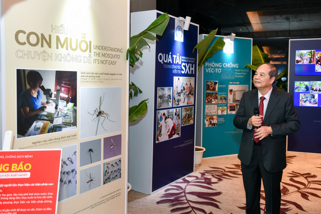 giao su vu sinh nam.jpg