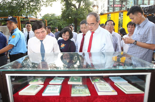 Lễ hội Đường sách Thành phố Hồ Chí Minh: Muôn màu của sách ảnh 1
