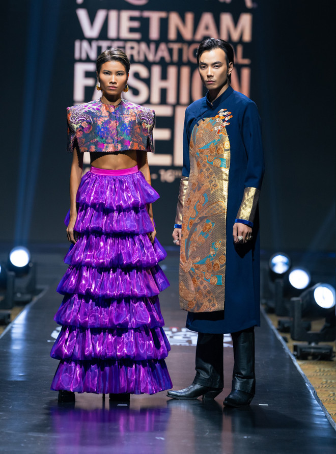 5. Hai thiết kế đến từ NTK Cao Minh Tiến.jpg