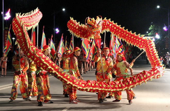 Giỗ Tổ Hùng Vương: Sôi động Lễ hội dân gian đường phố Việt Trì ảnh 1