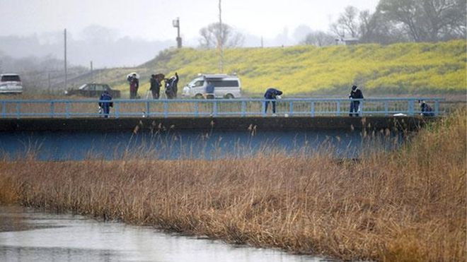 Camera hành trình ghi hình một người tiếp cận bé gái giống Nhật Linh ảnh 1