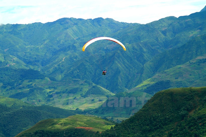 Phiêu cùng các phi công dù lượn trên sóng lúa thung lũng Lìm Mông ảnh 6