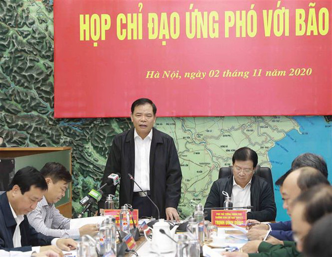 Phó Thủ tướng: Sơ tán dân đến nơi an toàn trước bão số 10 ảnh 2