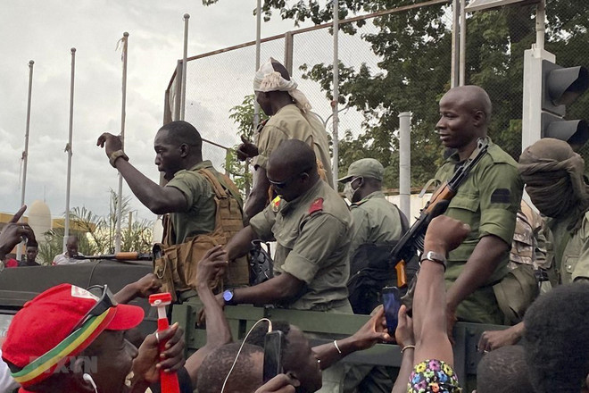 Lệ thuộc vào Trung Quốc và những nỗi thất vọng của châu Phi ảnh 1