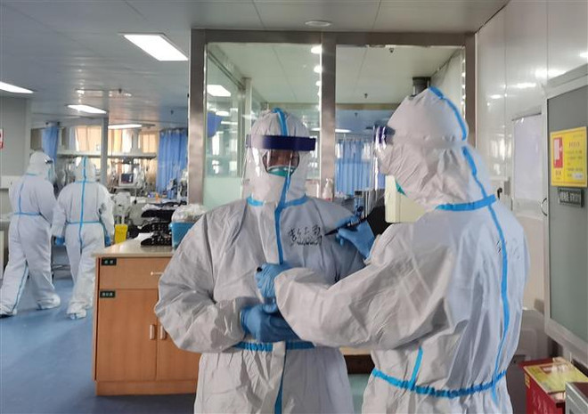 Mỹ cam kết hỗ trợ 100 triệu USD để ngăn dịch nCoV bùng phát ảnh 1