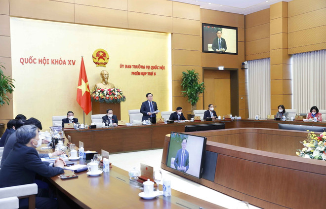 Ủy ban Thường vụ Quốc hội tiến hành bế mạc phiên họp thứ 8 ảnh 2