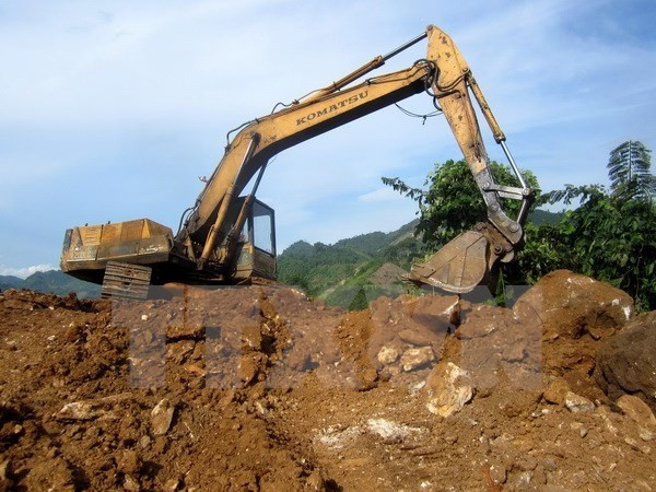 Ảnh minh họa. (Nguồn: TTXVN) Bị phạt gần 880 triệu đồng vì đào đất do Nhà nước quản lý đem bán ảnh 1