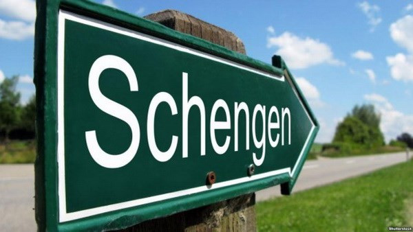 Ảnh minh họa. (Nguồn: balkaneu.com) EU gia hạn kiểm soát biên giới khu vực Schengen thêm 3 tháng ảnh 1