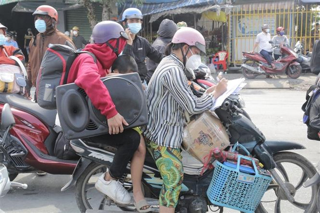 Về quê sau giãn cách: Cần sự chỉ đạo nhất quán và phối hợp chặt chẽ ảnh 1