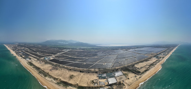Doanh nghiệp điện mặt trời đề xuất gỡ khó cho dự án điện chuyển tiếp ảnh 2