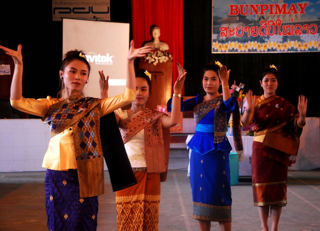 Đoàn đại biểu cấp cao Việt Nam thăm và chúc Tết tại Nam Lào ảnh 1