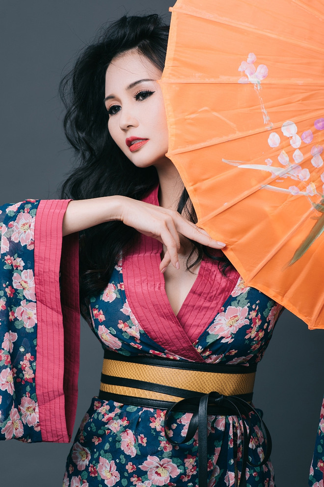 Hoa hậu Quý bà Sương Đặng quyến rũ trong sắc màu phương Đông cổ điển ảnh 2