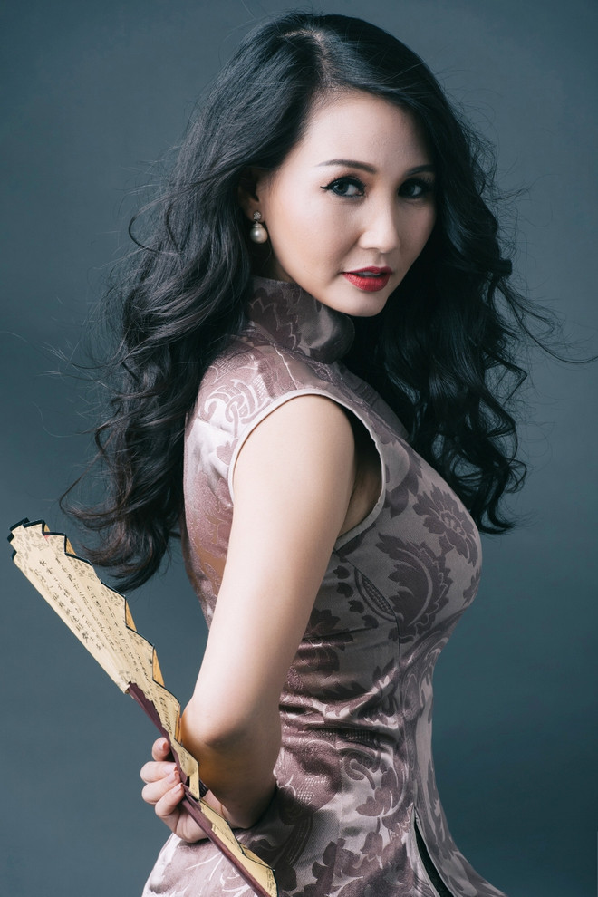 Hoa hậu Quý bà Sương Đặng quyến rũ trong sắc màu phương Đông cổ điển ảnh 3