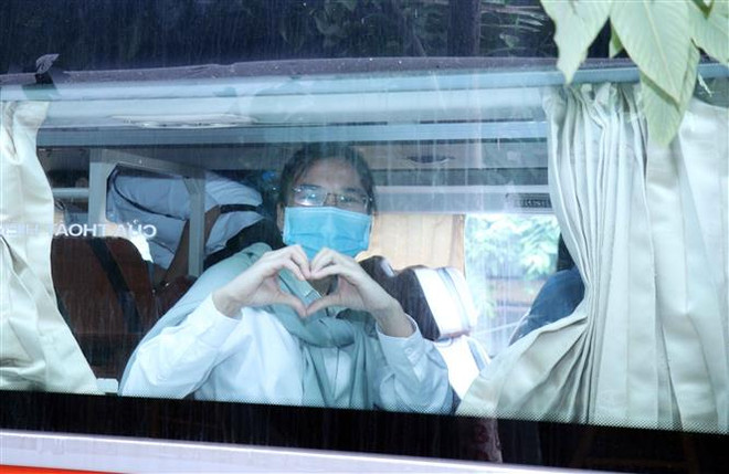 Giáng sinh năm 2021: Phát huy tinh thần đoàn kết trong mùa dịch ảnh 1