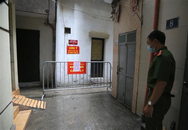 11 trường hợp F1 của bác sỹ mắc COVID-19 đều âm tính lần 1 ảnh 1