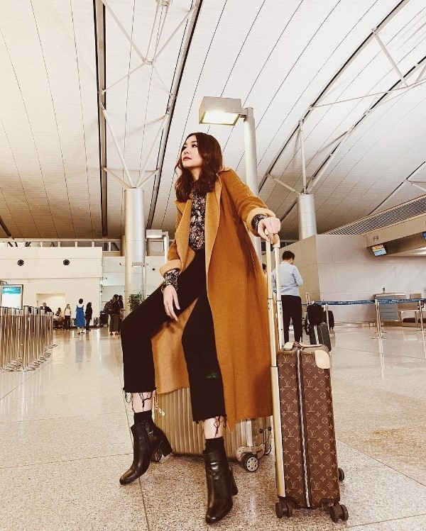 Đại dịch COVID-19 thổi luồng gió mới cho thời trang vintage ở Pháp​ ảnh 1