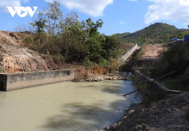 Kon Tum: Tìm thấy thi thể 2 trẻ em bị đuối nước thương tâm ảnh 1