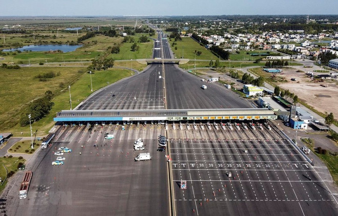 WB hỗ trợ Ecuador 150 triệu USD mua vaccine ngừa COVID-19 ảnh 1