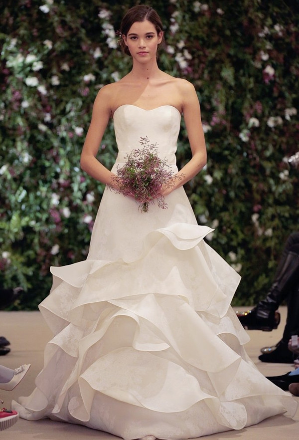 Năm xu hướng váy cưới nổi bật nhất trong mùa Xuân Hè 2016 ảnh 4
