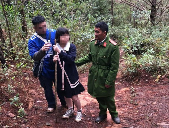 Đã tìm được 2 du khách đi lạc trong Vườn Quốc gia Bidoup Núi Bà ảnh 1