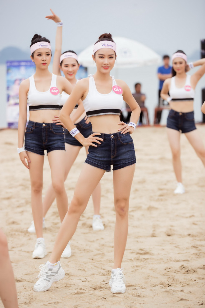 Ngắm hình thể săn chắc của các thí sinh Hoa hậu Việt Nam 2018 ảnh 6