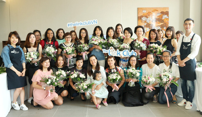 Hương và loài hoa nào dành cho mùa Hè của phụ nữ đẹp? ảnh 4