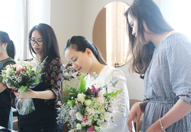 Hương và loài hoa nào dành cho mùa Hè của phụ nữ đẹp? ảnh 1