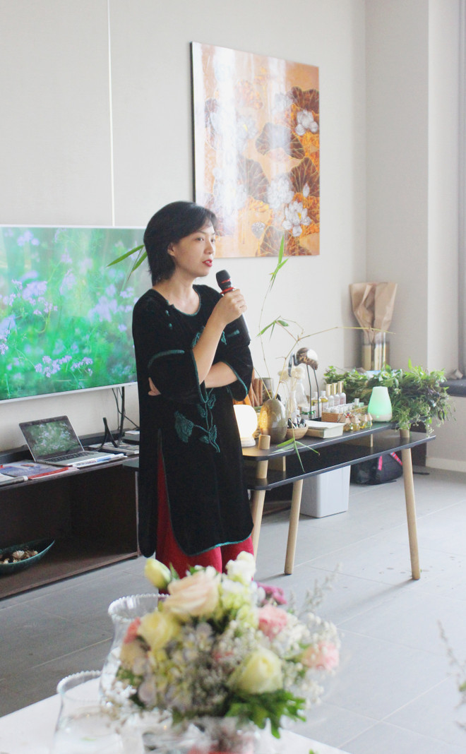 Hương và loài hoa nào dành cho mùa Hè của phụ nữ đẹp? ảnh 2