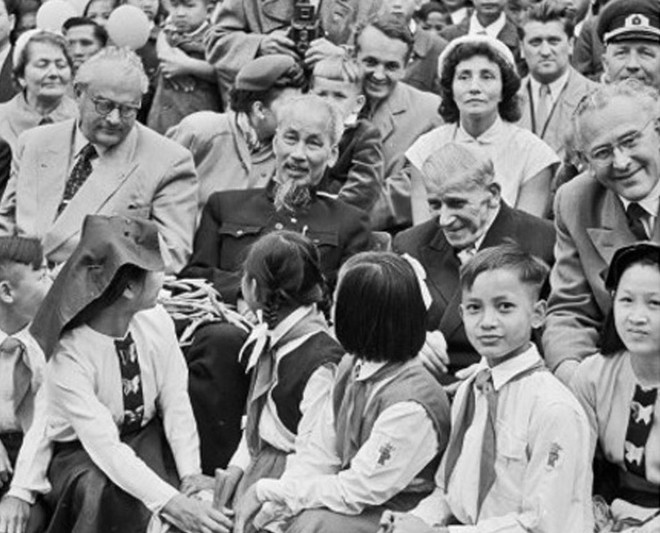 Báo Đức viết về lứa học sinh được cử sang học ở Moritzburg ảnh 1